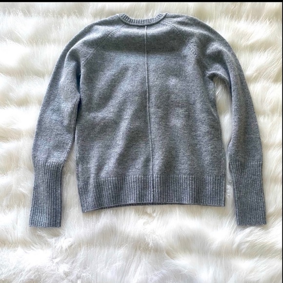 Autumn Cashmere Kids Gray Sweater with pockets (8) - Picture 4 of 8